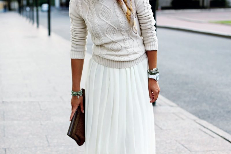 all-white-street-style-e1479155485380